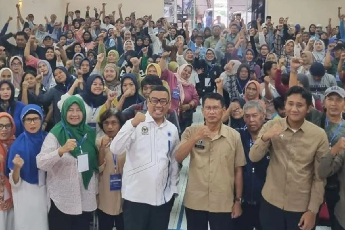 Uya Kuya Gaet Warga Kebayoran Lama Gencarkan Program Makan Bergizi Gratis dari Presiden Prabowo